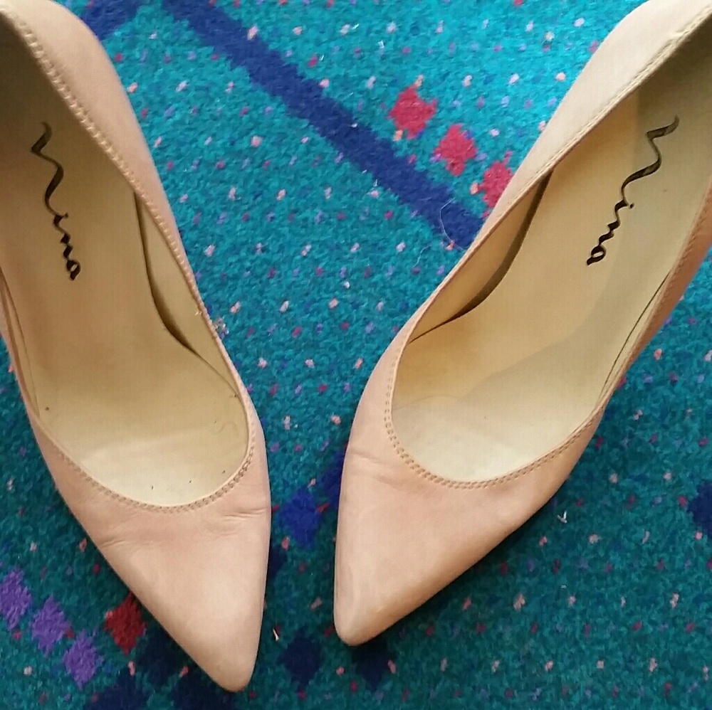 Beautiful work pumps